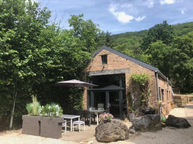 La Mosane Acomodação com café da manhã Profondeville Exterior foto